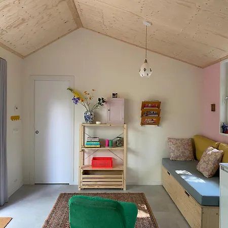 Vakantiehuis Boshuisje Tiny Bloom